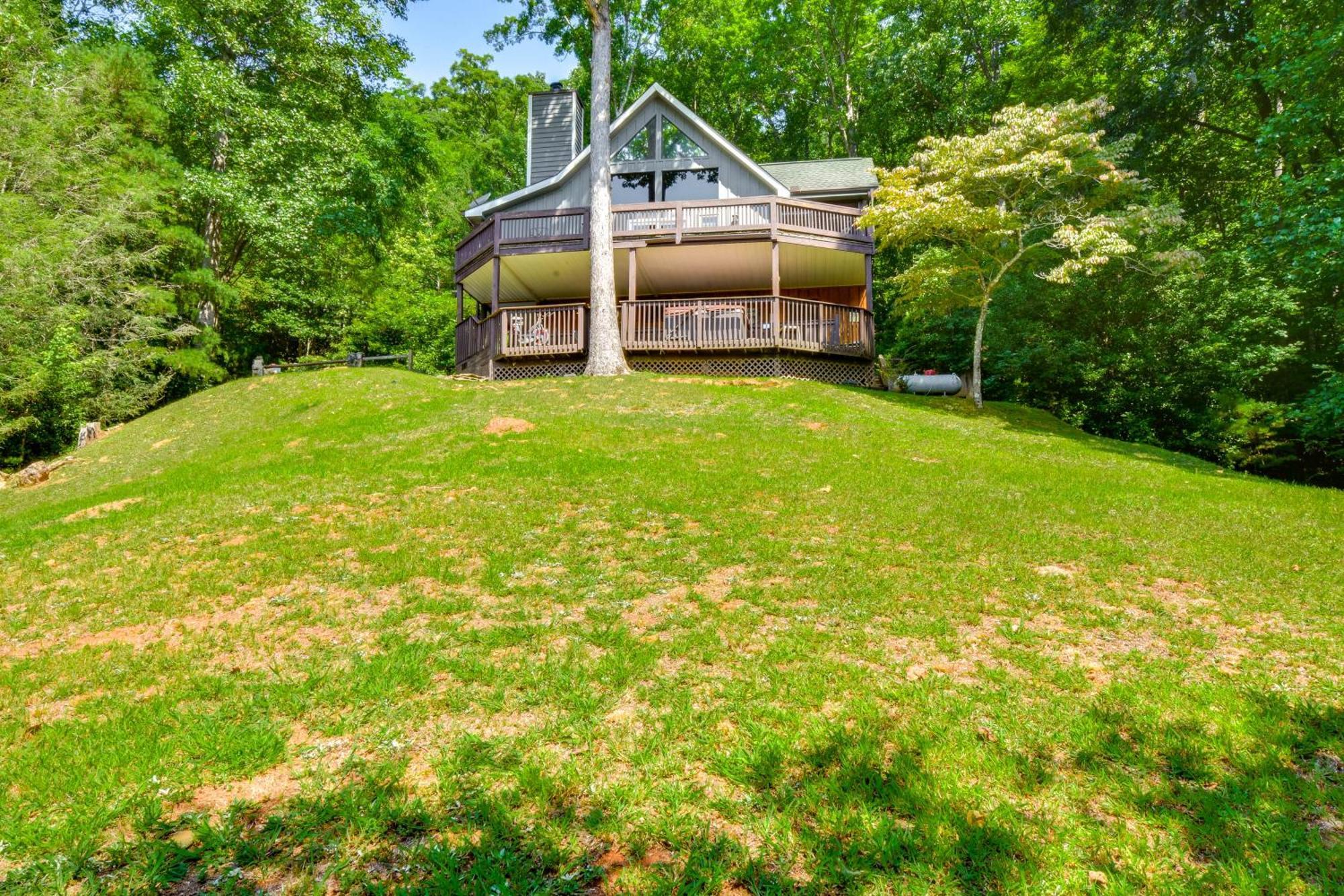 Mountain Cabin With Hot Tub And Fire Pit! Blairsville Exterior photo
