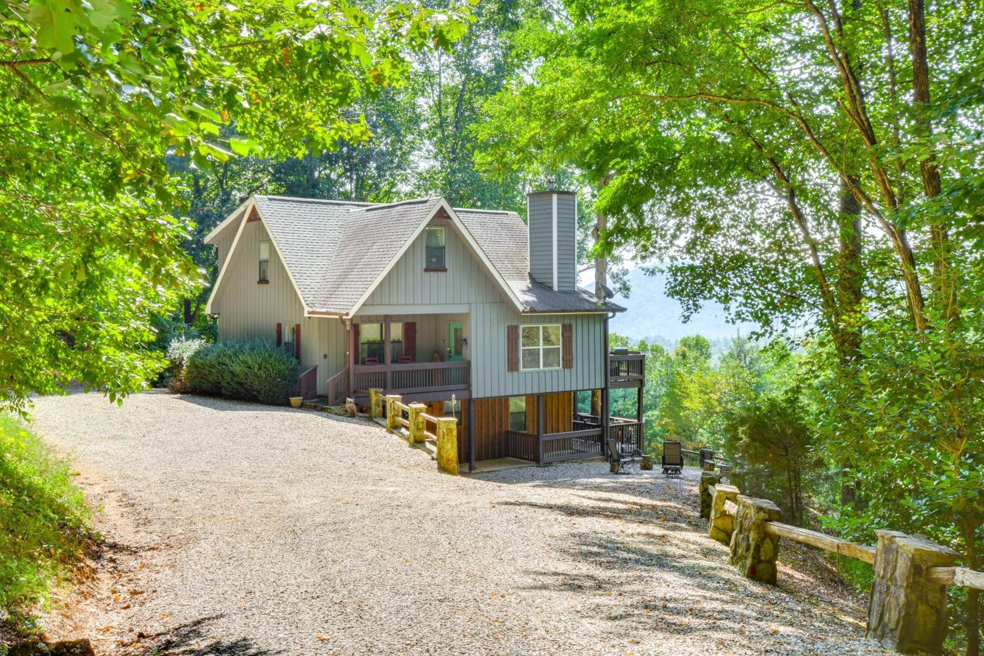 Mountain Cabin With Hot Tub And Fire Pit! Blairsville Exterior photo