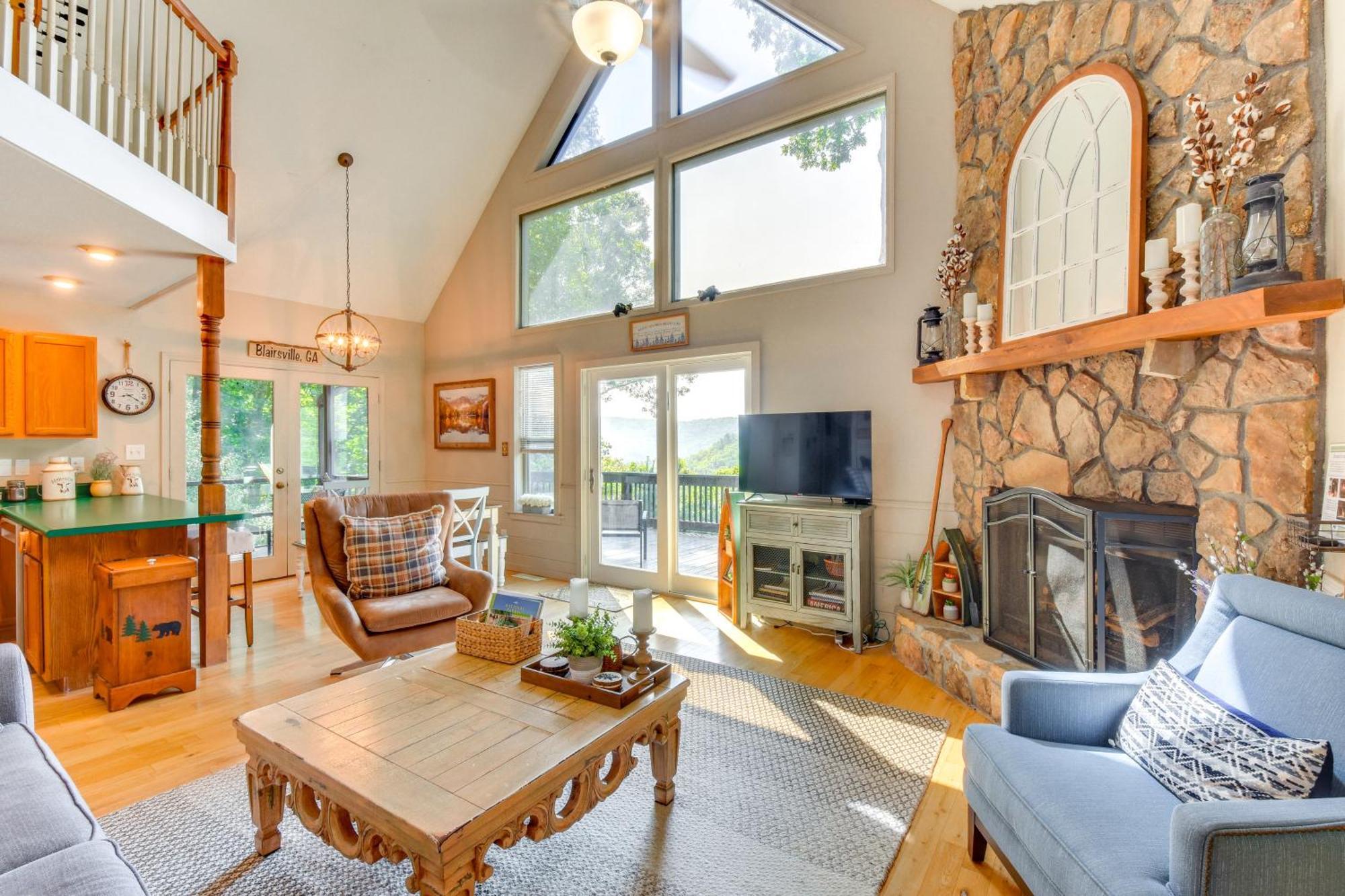 Mountain Cabin With Hot Tub And Fire Pit! Blairsville Exterior photo